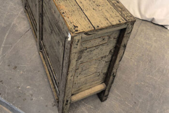 Mobile Tibetano 3 ante sabbia scuro