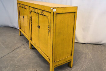 Mobile Tibetano 2 ante giallo