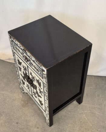 Comodino tibetano decorato - 1 cassetto 2 ante bianco