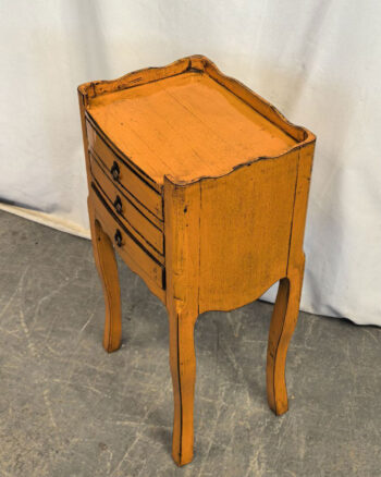 Comodino Tibetano 3 cassetti arancio