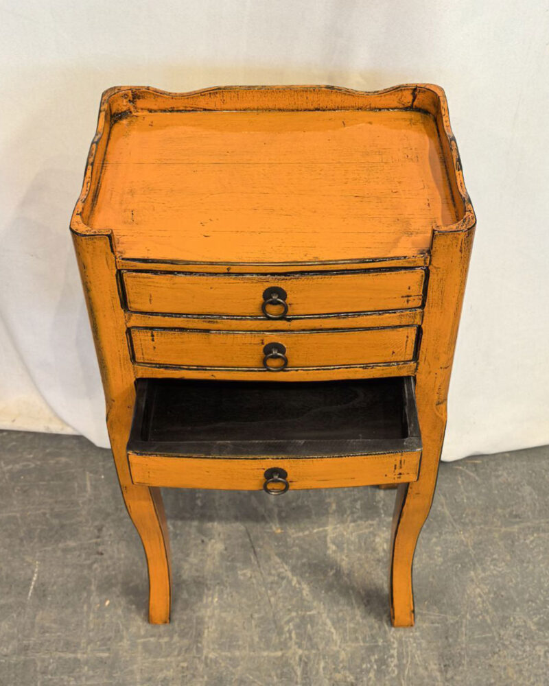 Comodino Tibetano 3 cassetti arancio