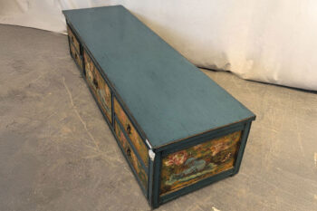 cassettiera tibetana bassa blu giallo